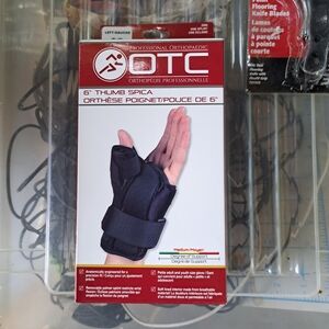 TC Black Thumb Spica Support